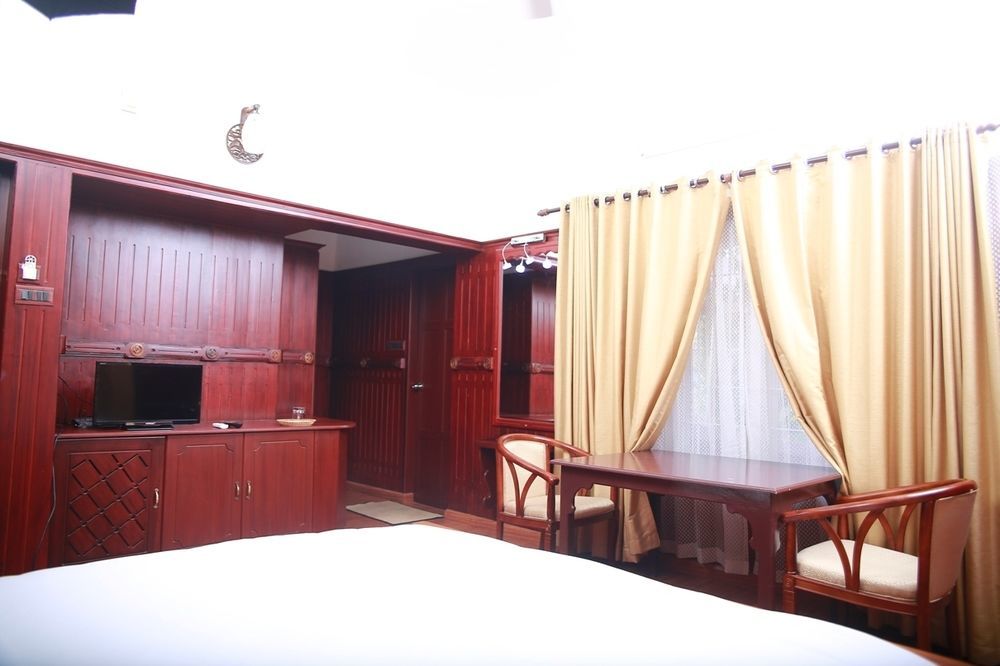 Anamika Ayurvedic Heritage Resort Варкала Екстериор снимка
